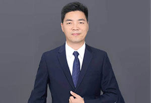 营销总监 王德华